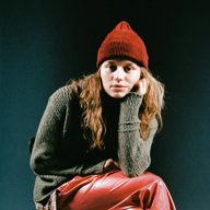 girlinredmerch